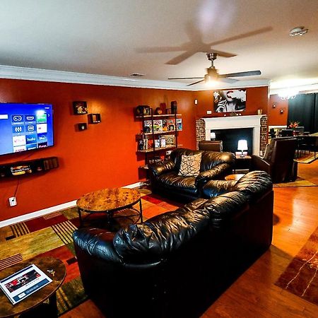 Amazing Large 3 Bed House With King Bed Less Than 10 Miles To Dtwn Атланта Екстер'єр фото