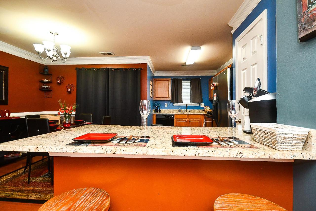 Amazing Large 3 Bed House With King Bed Less Than 10 Miles To Dtwn Атланта Екстер'єр фото