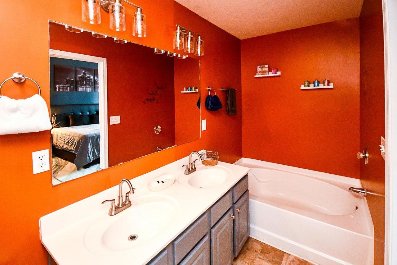 Amazing Large 3 Bed House With King Bed Less Than 10 Miles To Dtwn Атланта Екстер'єр фото